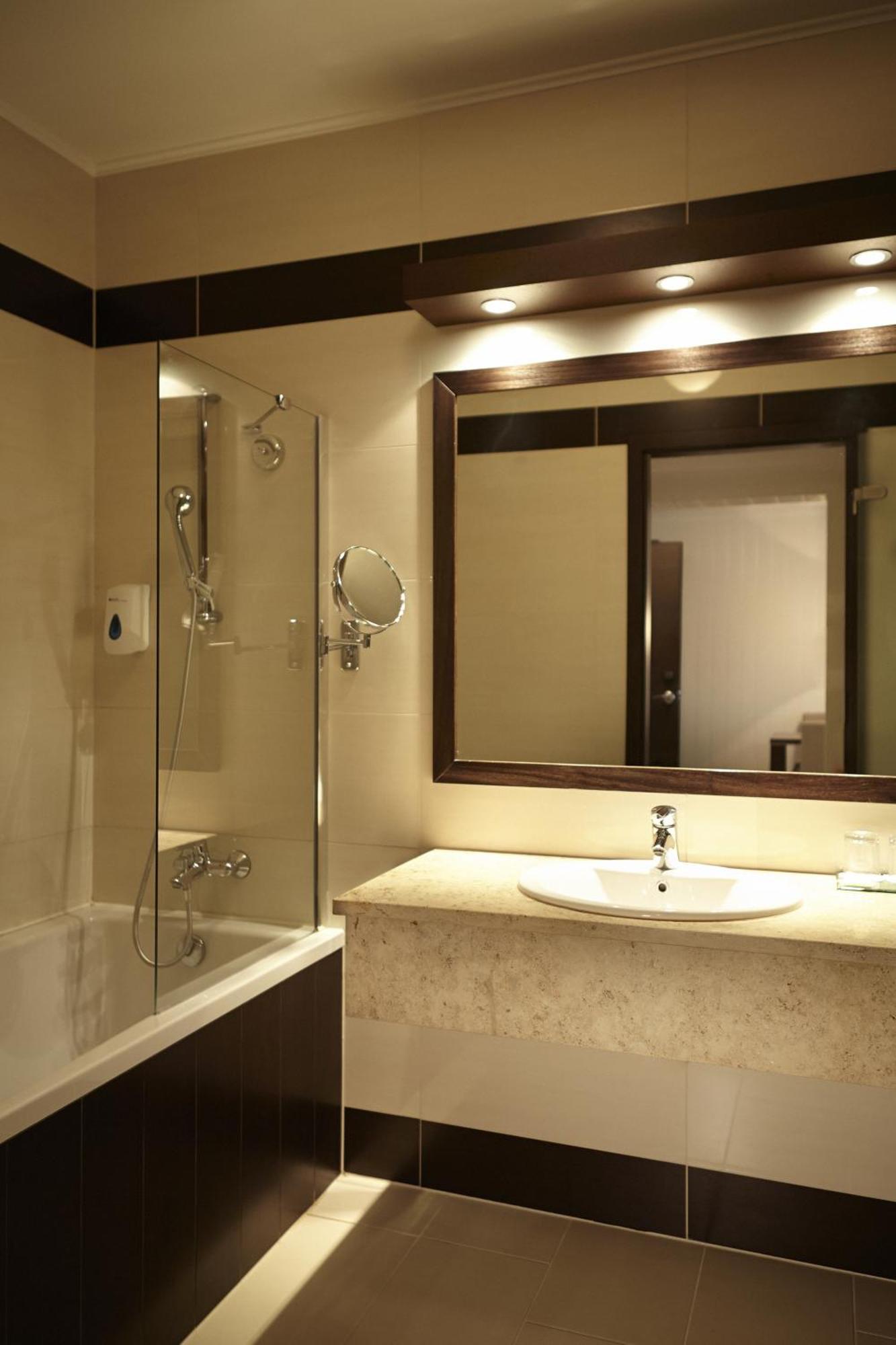 Two-Room Ground Floor Apartment,1304149474:JPEG