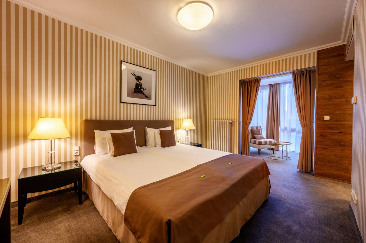 Triple Room,1274812726:JPEG