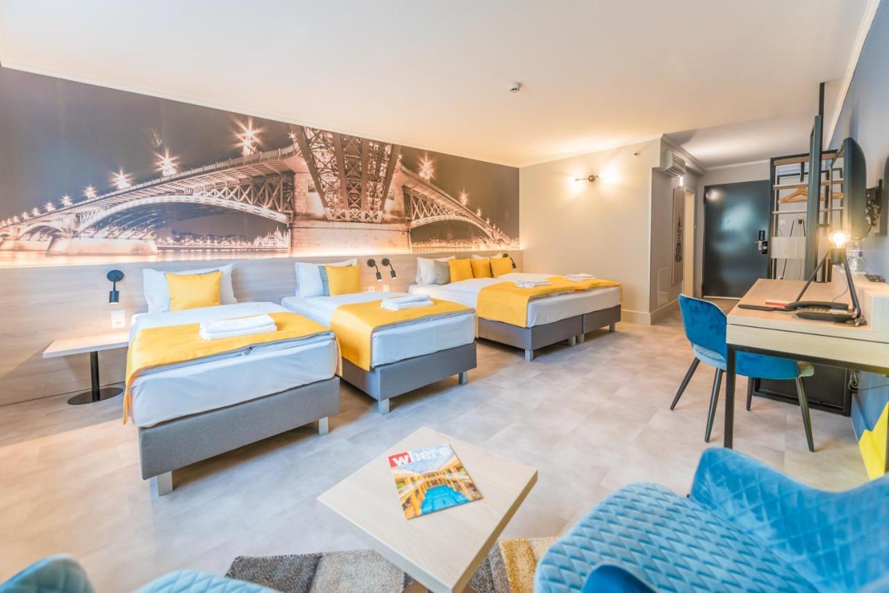 Chambre Quadruple Confort
